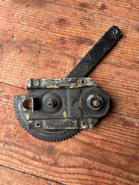 Window Regulator Quarter