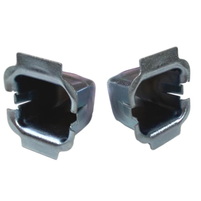 Rear seat floor pockets