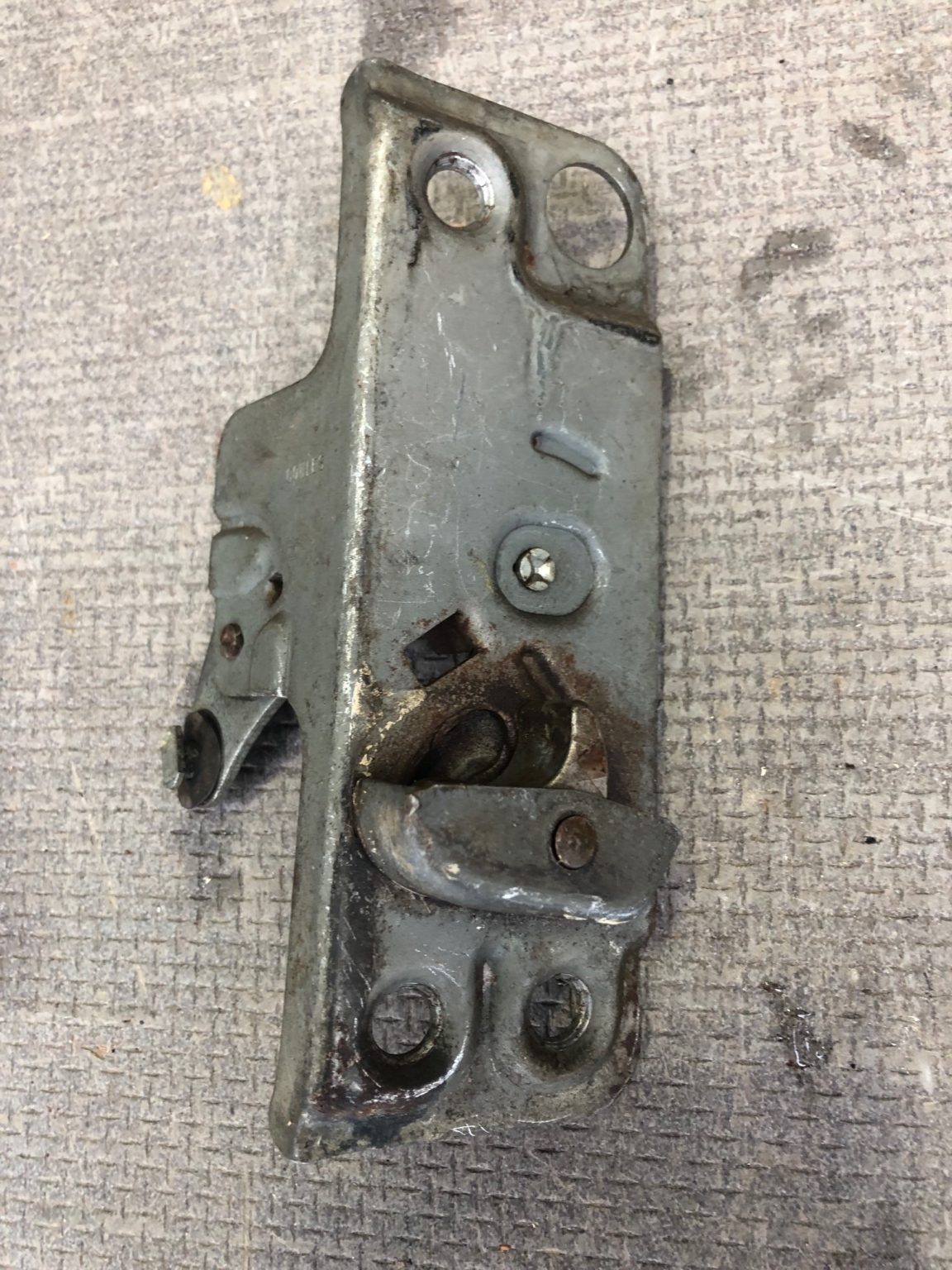 Door latch | chevy classic
